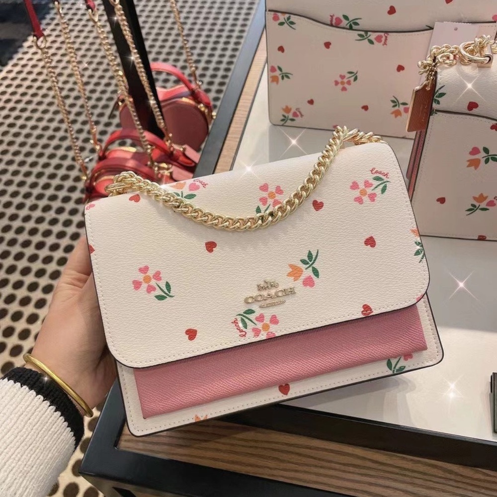 💕Limited edition🌸 Coach Klare Bag with Heart petals